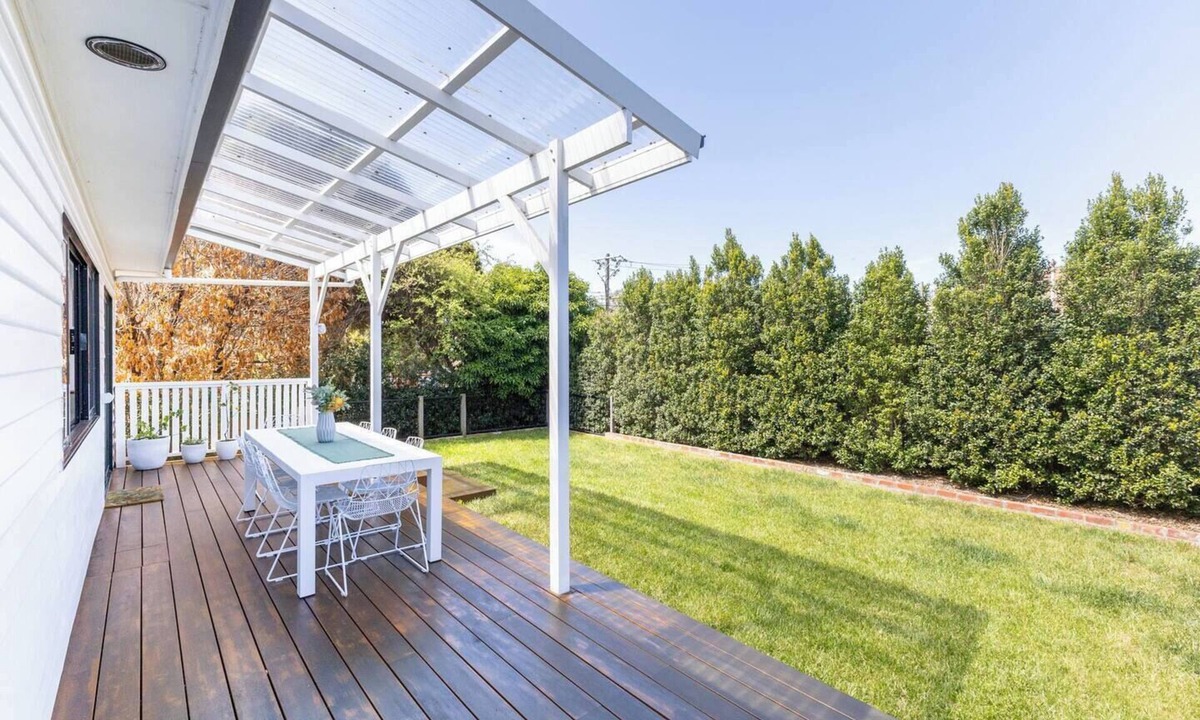 North Geelong House | Oaklight Haven Minutes to Geelong Waterfront and CBD