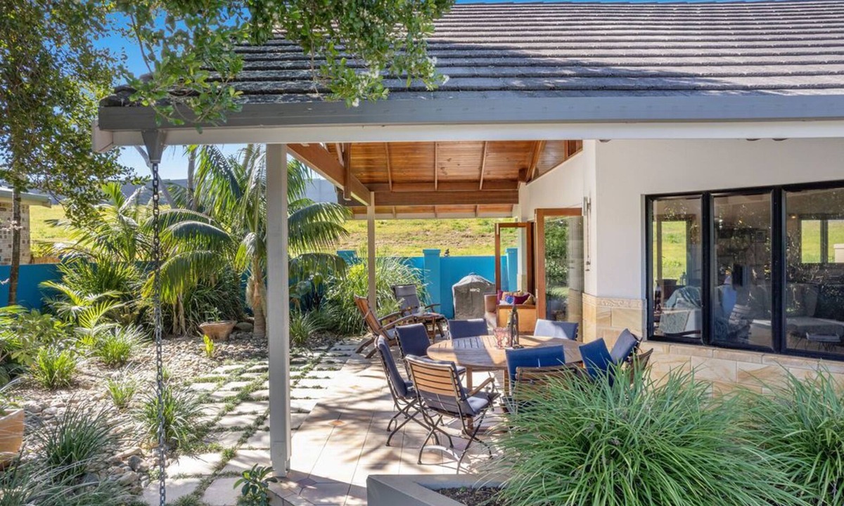 Lennox Head Apartment | Ocean Breeze Villa - Lennox Head