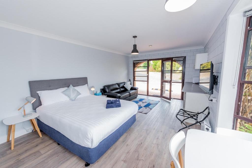 Bicheno Apartment | Ocean Dreams