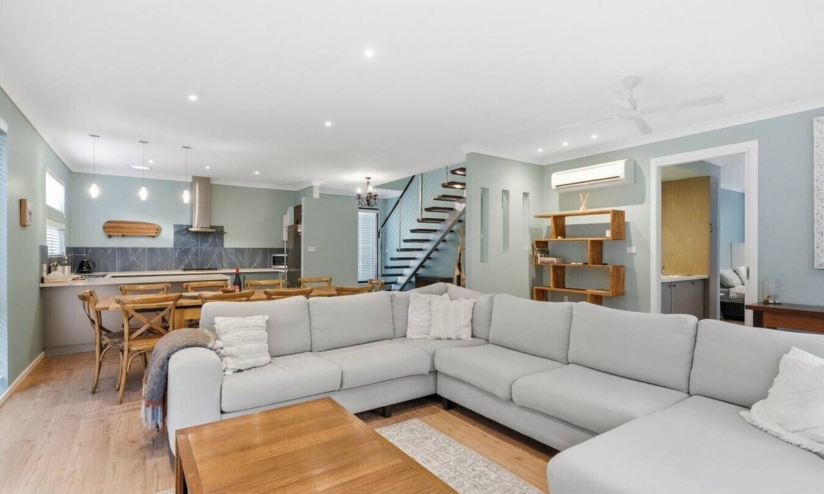 St Leonards House | Ocean Mist Retreat - Family Friendly Getaway