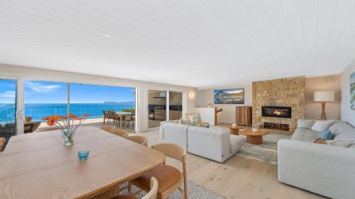 Killcare Heights House | 'Ocean Pearl' by HolidayCo