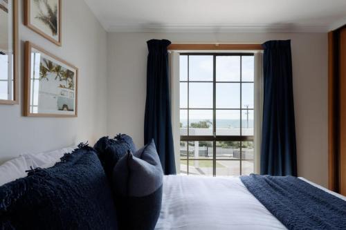 Greens Beach House | Ocean View Retreat at Greens Beach