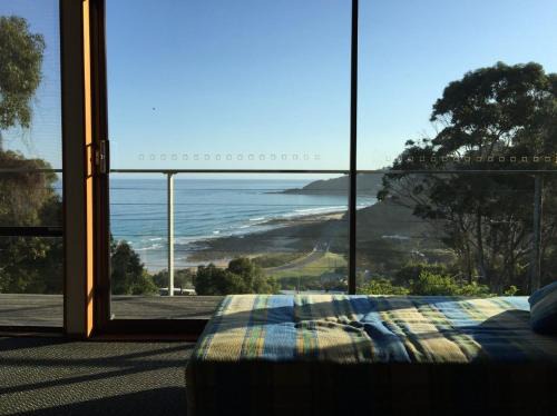 Separation Creek House | Ocean View with Views Galore - BYO Linen