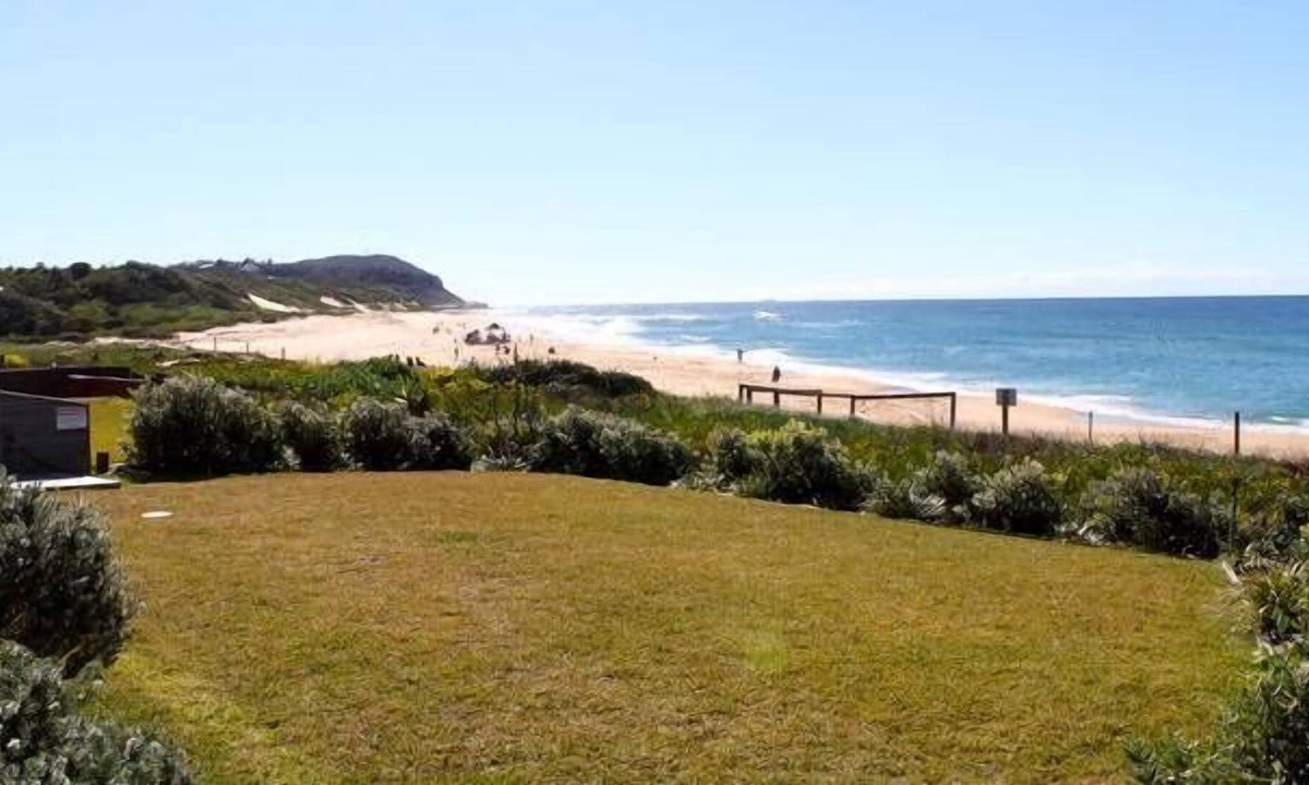 Wamberal Apartment | ON THE BEACH - Anacapri Beachside Apartment - Wamberal
