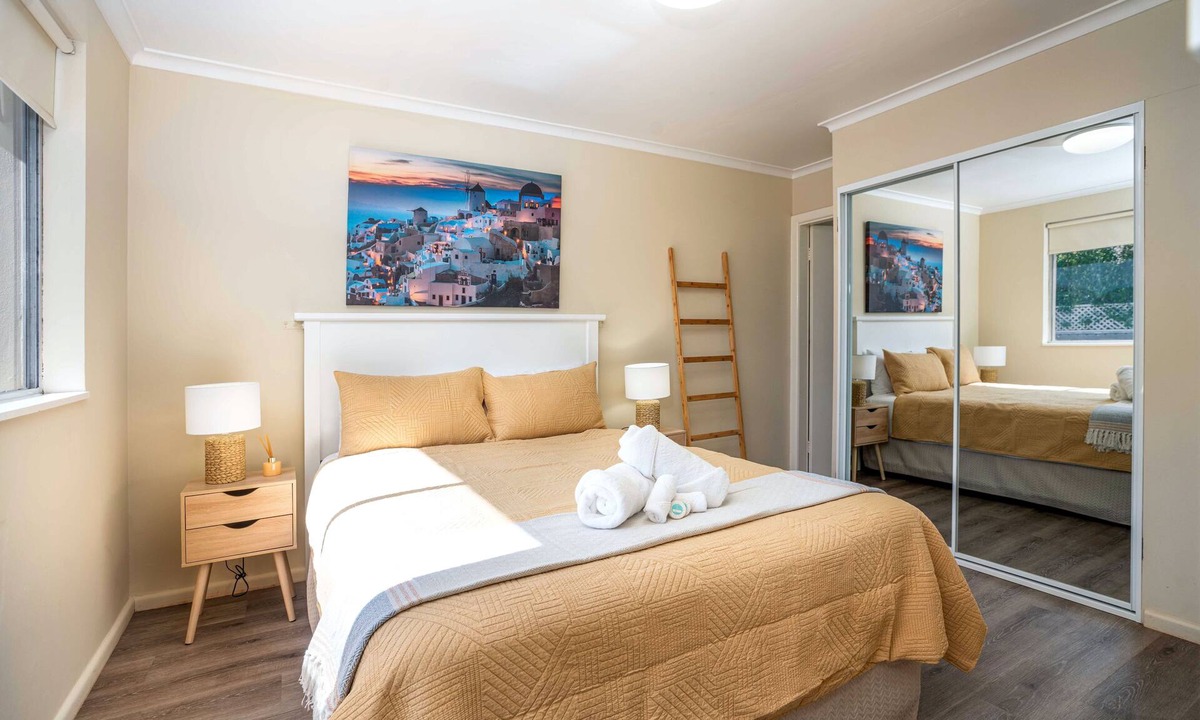 Orange Apartment | One-Bedroom Apartment on Summer | No.4 Near CBD