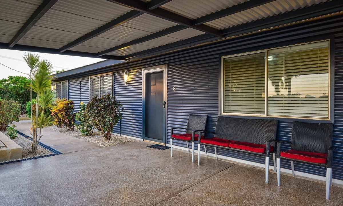 Exmouth House | Our Exmouth House: LYON: Town Centre, Pet Friendly