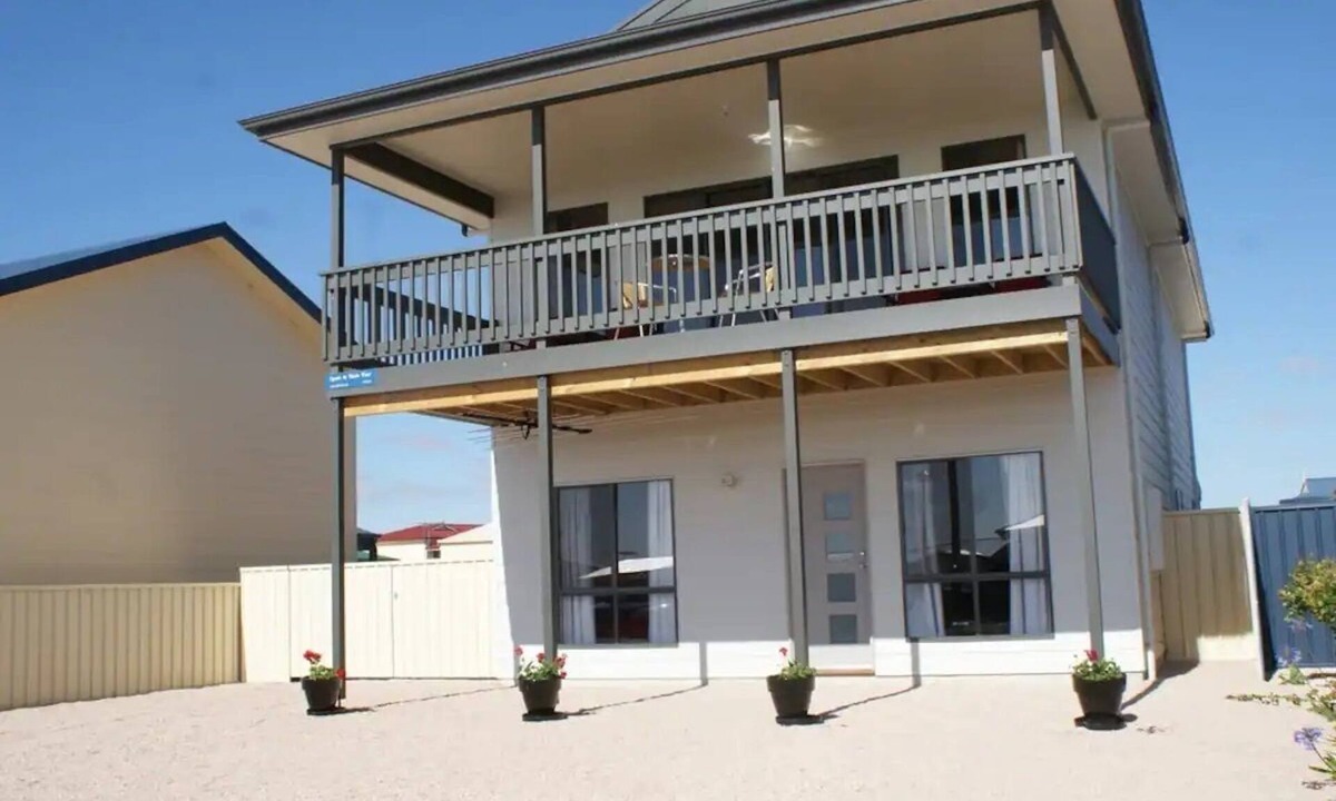 Dalrymple House | Oysta la Vista- You'll be back!