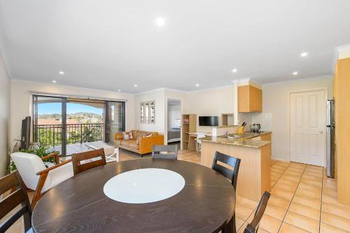 Port Macquarie House | Pacific 1