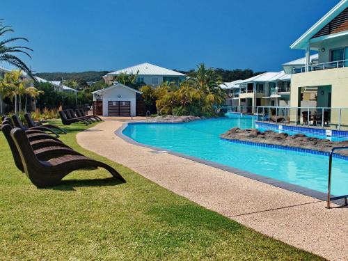 Salamander Bay House | Pacific Blue Townhouse, 351/265 Sandy Point Road
