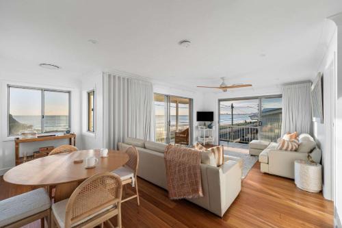 Currumbin Apartment | Pacifica