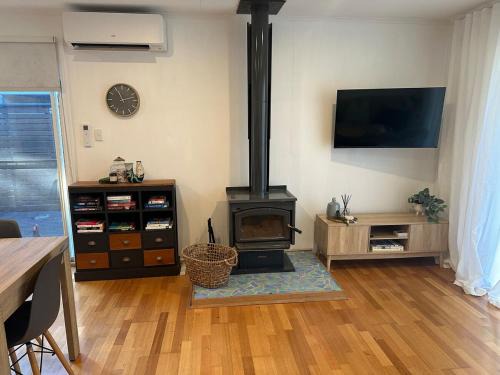 Venus Bay House | Pandora Dunes - Linen, Pet Friendly, Wi-Fi