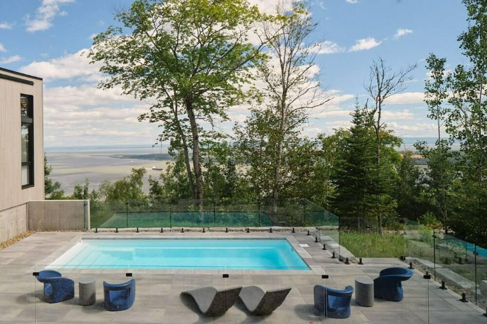 Les Eboulements Ski Chalet | PANORAMA CHARLEVOIX - Exceptional View, Pool & Spa
