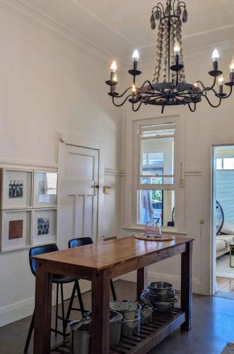 Griffith House | Paris's Place