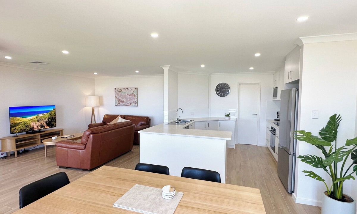 Kalbarri Villa | Pelican Shore Villa 4 - Kalbarri WA