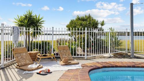 Yamba Apartment | Peninsula Court Unit 9 - Peaceful Waterfront Escape with Pool - Holiday Yamba