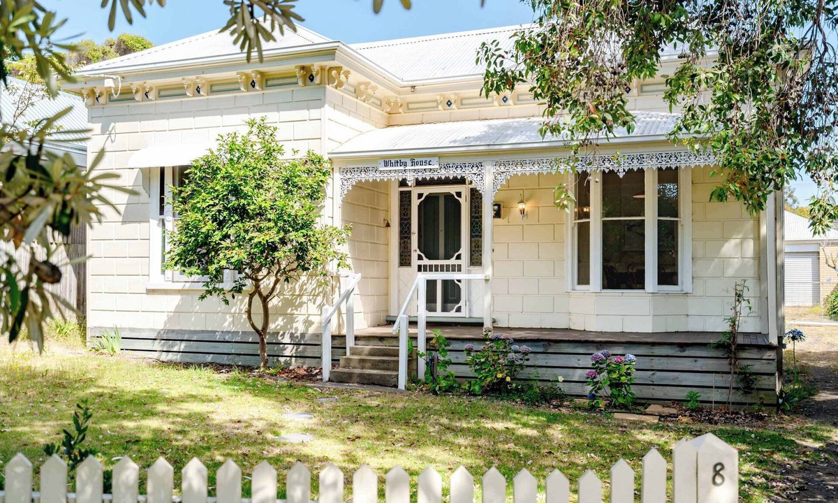 Point Lonsdale House | Perfect Point Lonsdale Cottage