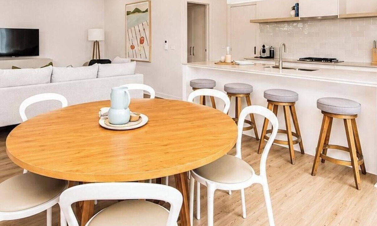 McCrae House | Pet Friendly - Barefoot Beach House McCrae
