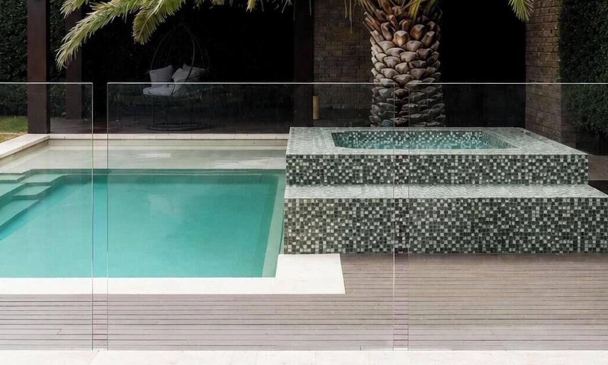 Tootgarook House | Pet Friendly - Bellini Bliss with Gas Heated Pool