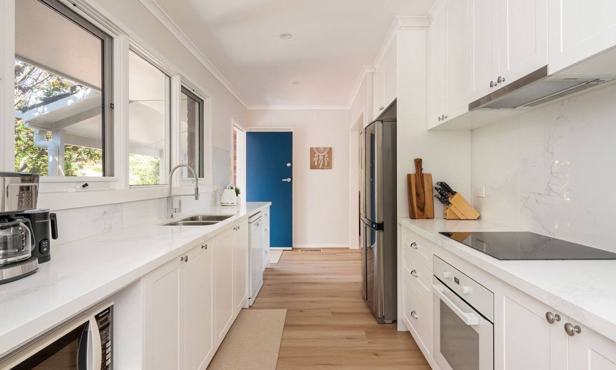 Frankston South House | Pet Friendly - Southside Sands, Frankston South