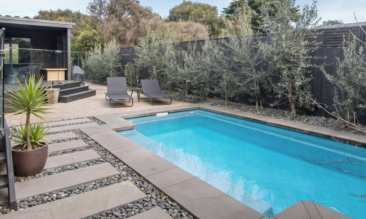 St. Andrews Beach House | Pet friendly - The Pavilion with pool St Andrews Beach