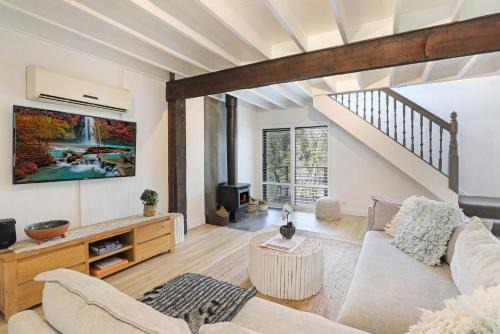 St. Georges Basin House | Pet-Friendly, Waterfront - Jervis Bay - Book 3 Nights, Pay for 2 until 24 September 2026