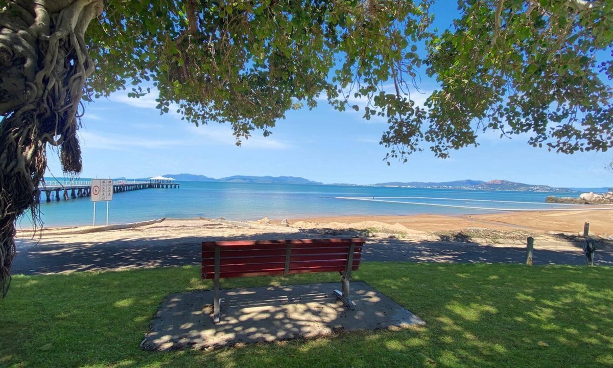 Picnic Bay House | Picnic Point