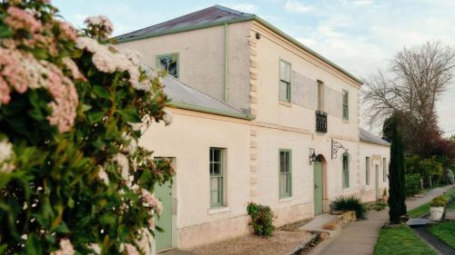 Hepburn Springs Villa | Pietro's at the Old Macaroni Factory