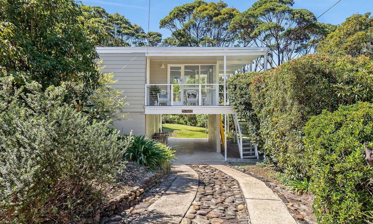Malua Bay Apartment | Pipis Pretty Point - Couples Retreat