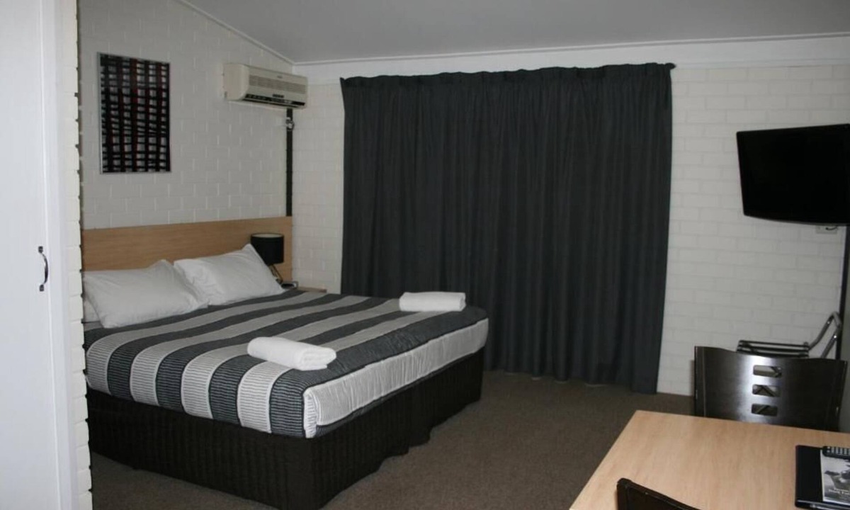 Gunnedah Hotel | Plains Motor Inn