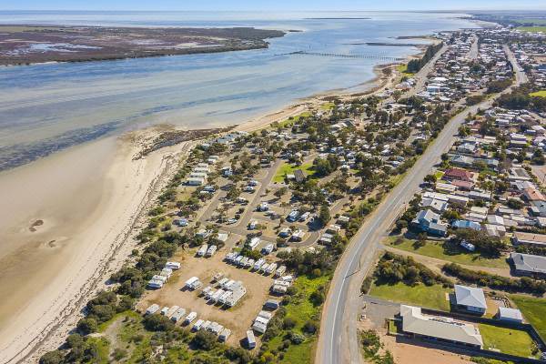 Port Broughton Hotel | Port Broughton Tourist Park