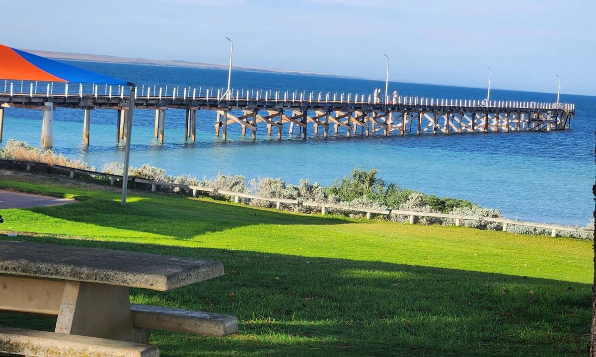 Port Neill Cottage | Port Neill SA Stone Cottage Close to everything in Pt Neill Sleeps 6