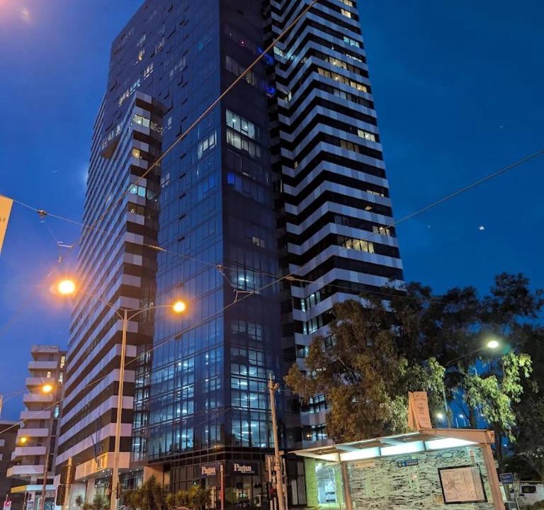 Travancore Apartment | Premium Apartment with 2 Beds 1 Bath