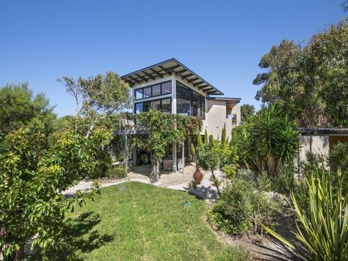 Torquay House | Pride Street Luxury 28