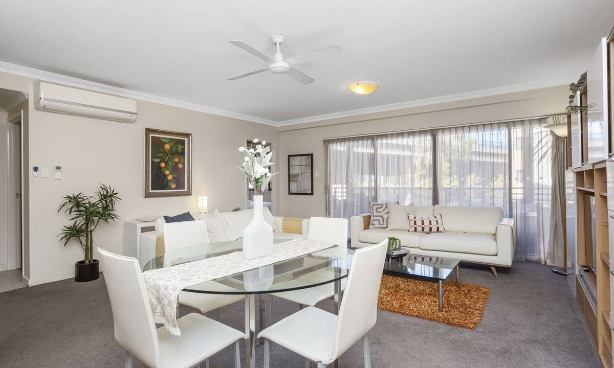 Perth Central Business District Apartment | Prime 2BR Suite on Mounts Bay Road