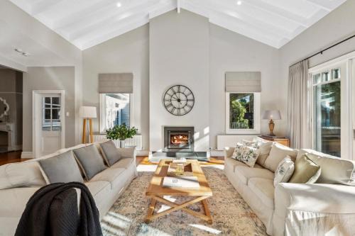 Katoomba House | Prior Lodge Katoomba – Spacious Retreat for Groups