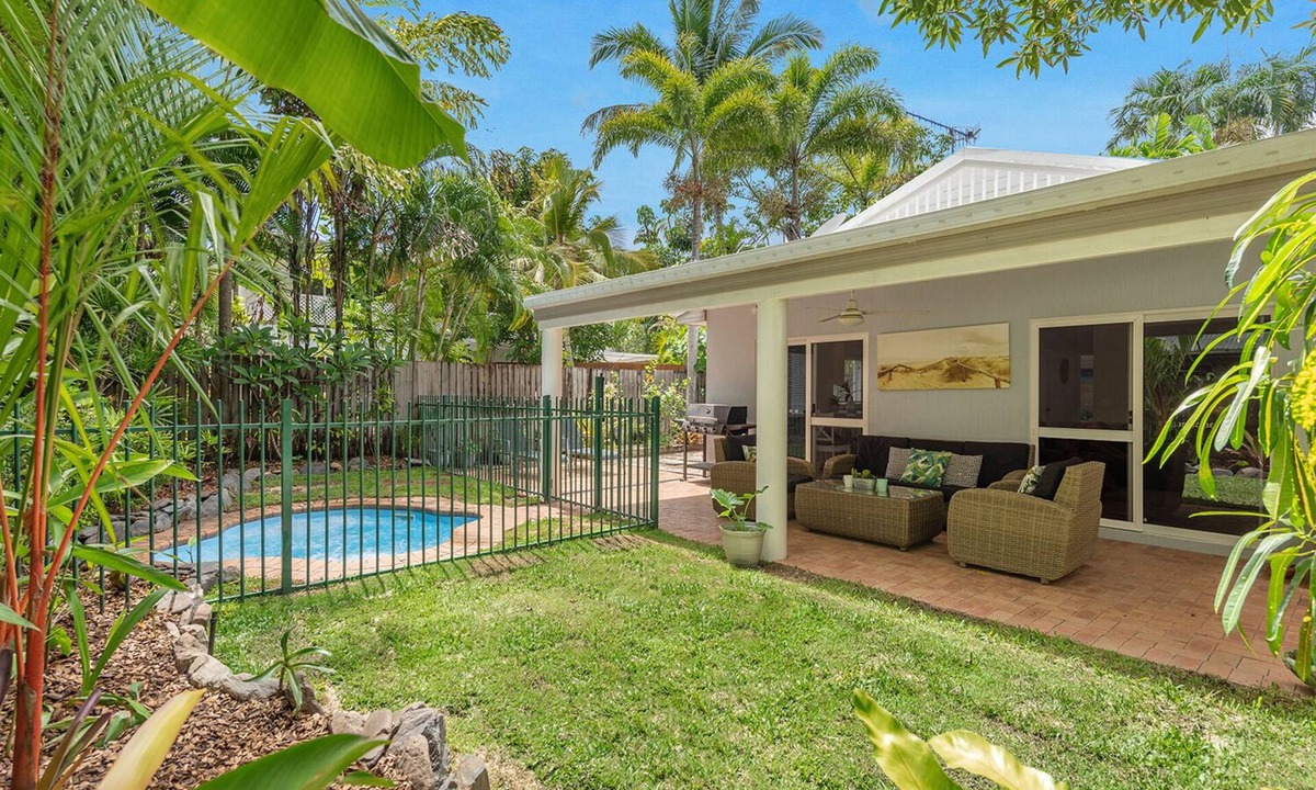 Port Douglas Apartment | Privacy on Ti Tree Street