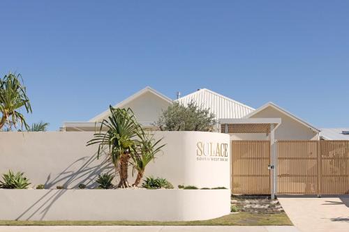 South West Rocks House | Private Beachside Escape – 5-Star Luxury for Families Friends