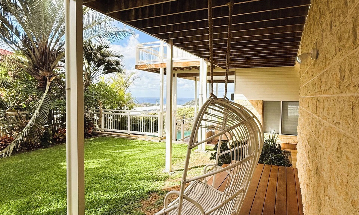 Port Macquarie House | Private Ground-floor with Own Entrance – Lighthouse Beach