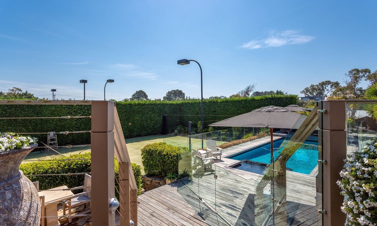 Portsea Boat Rental | Private Portsea Oasis