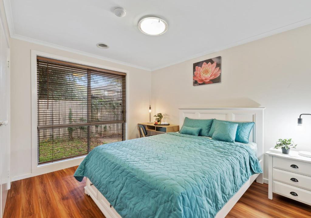 Clayton House | PRIVATE ROOM 2 beside Monash University, Clayton