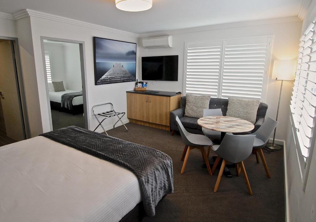 Batemans Bay Hotel | Quays Hotel