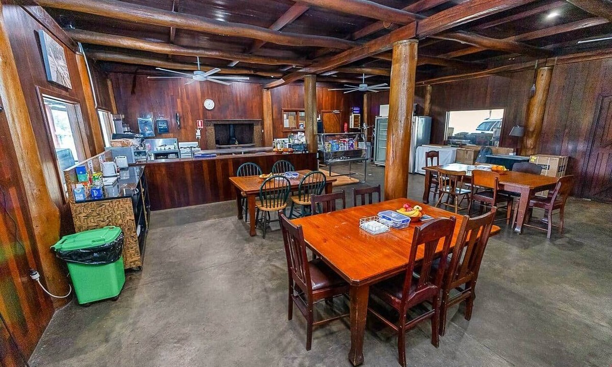 Upper Warren Cabin | Queen Chalet 4 | Manjimup WA