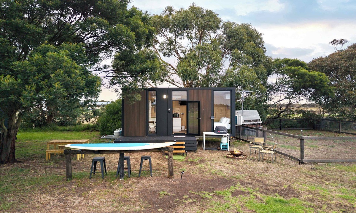 Grantville House | Queens Ferry Farm by the Bay by Tiny Away