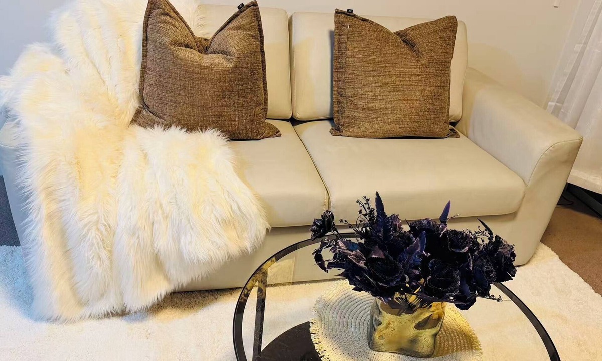Greenwich Apartment | Quiet Greenwich Retreat | Near RNS Hospital & TAFE