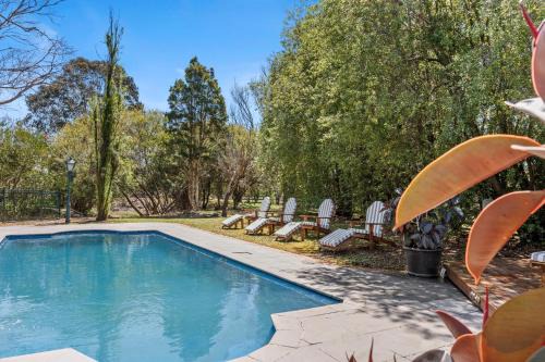 Moorooduc House | Raygold Park Equestrian Accommodation plus Pool House