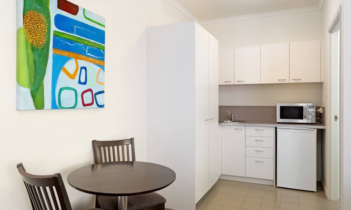 Redcliffe Hotel | Redcliffe Motor Inn