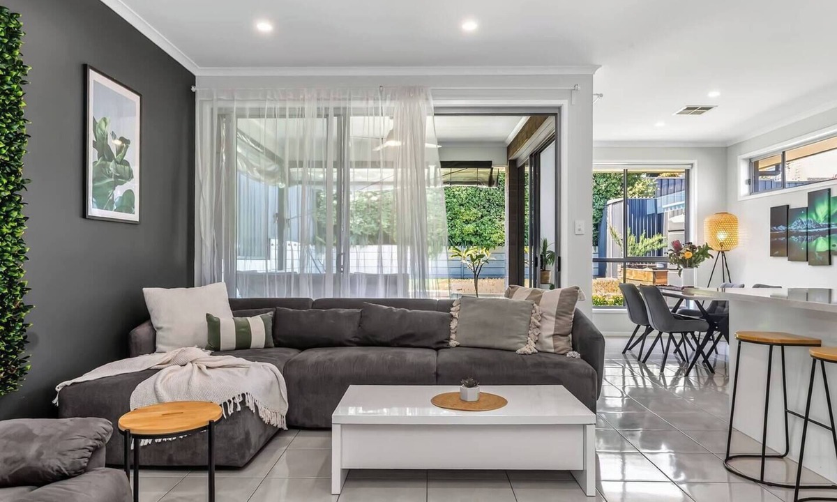 Port Noarlunga House | Reef Retreat Modern Beach HouseSanctuary