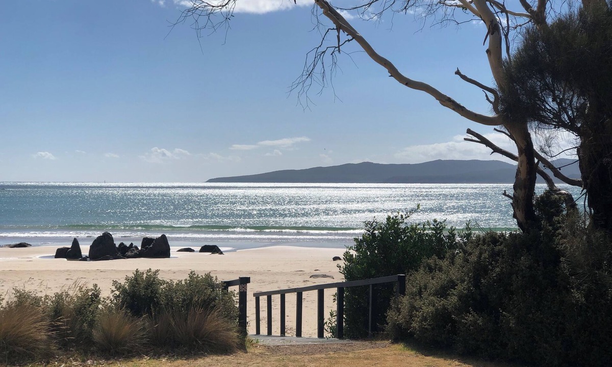 Shearwater Apartment | Relax by the sea over the summer holidays