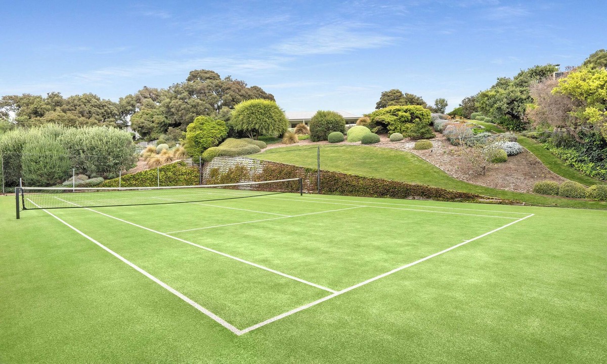 Portsea House | Relaxed Elegance on Manicured Grounds