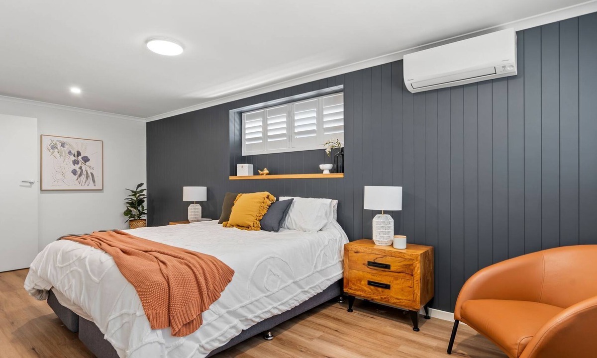South Evans Head Apartment | Renovated 3BR apartment with pool, WiFi, air-con & linen included, walking distance to beaches